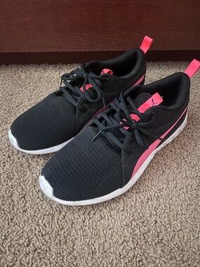 Puma Black & Pink Running Shoes